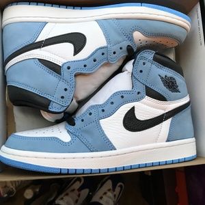 Jordan 1 Retro High White University Blue Black